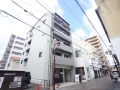 RENO13APARTMENTの外観
